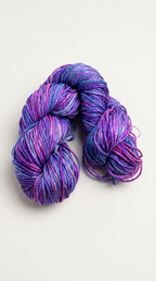 Knitsilk 3 Ply 100% Mulberry Silk Lace Weight Yarn | Perfect for Knitting, Crocheting & Weaving | Premium Quality Silk Yarn for Luxurious Projects (50g – 260 Yards, Pink and Majenta)