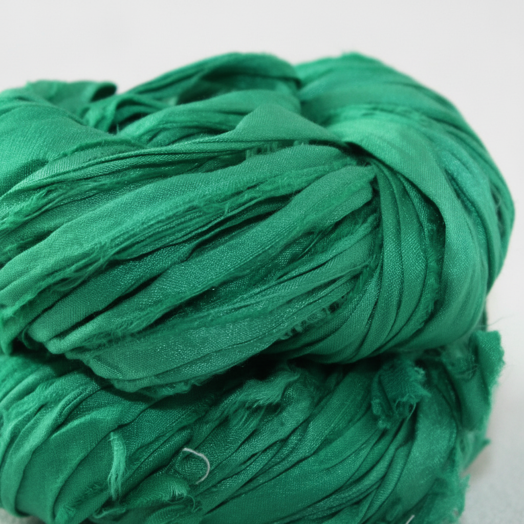 Closeup – Emerald Green Sari Silk Yarn